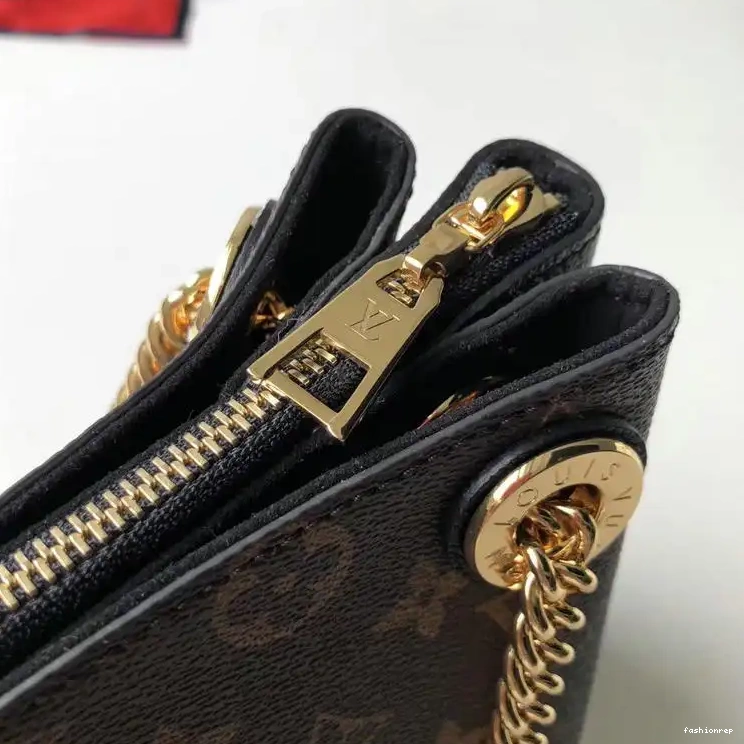 Fashionrep 19T1L0572 Bags LV 0808